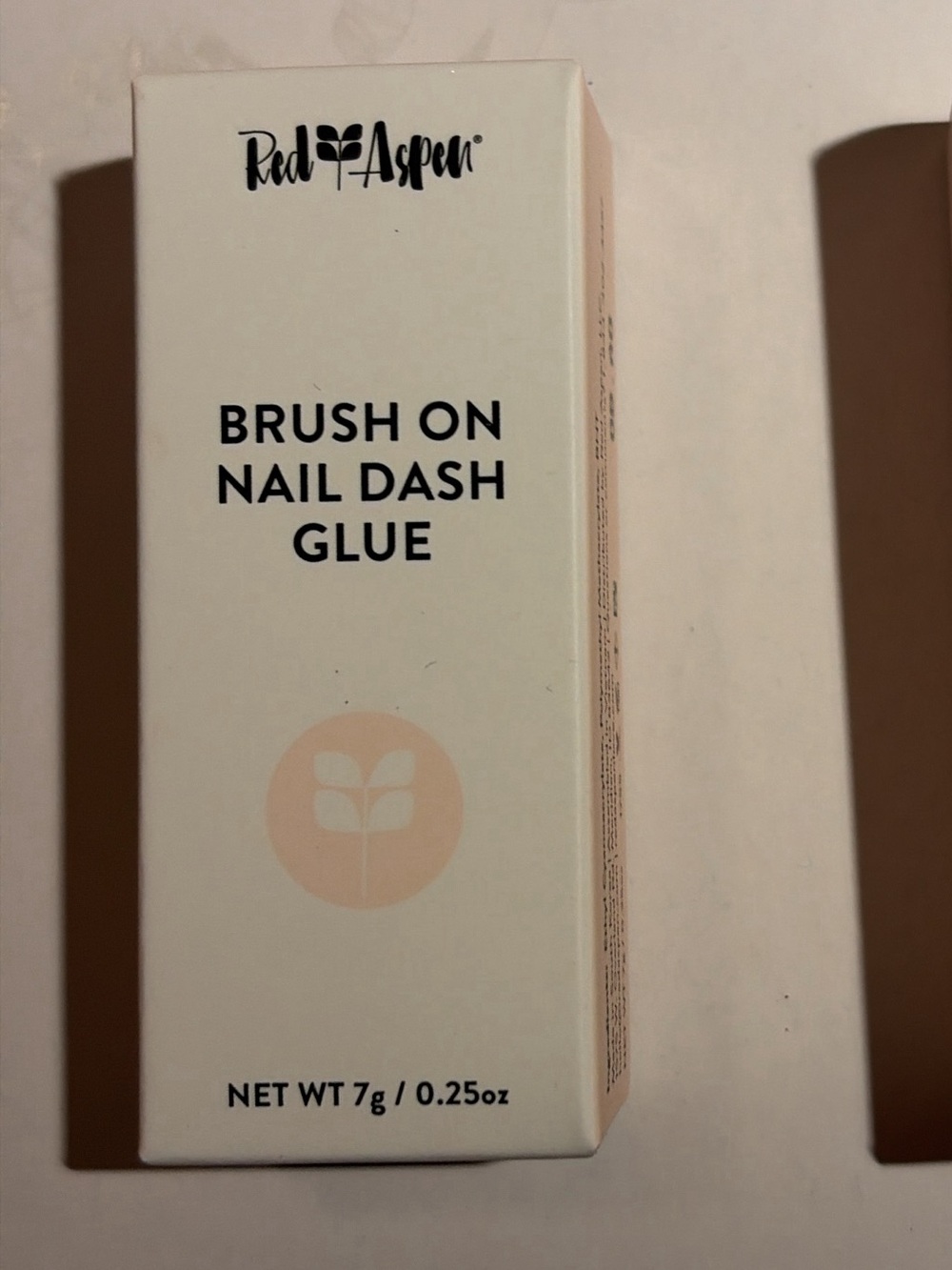 Brush On Nail Dash Glue